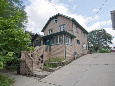 135/137 Division St