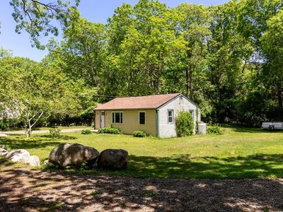 8 Pond View Cir