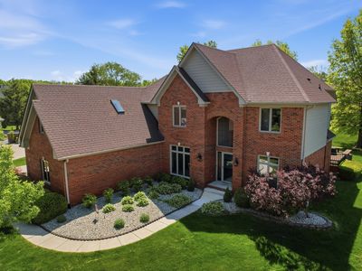 1240 Eagle View Ct