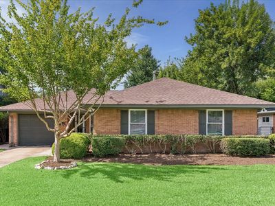 2106 Saxon Dr