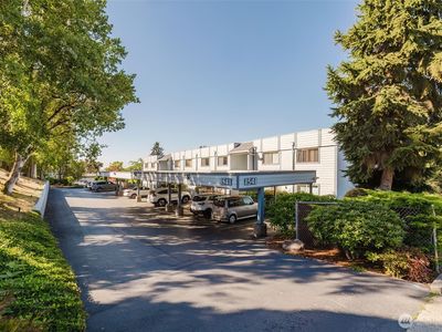 1541 Sheridan Road #E3