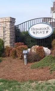 6112 Hedgecock Cir APT 1D