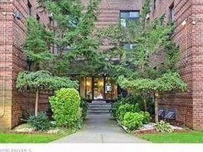 2212 Plumb 1st St APT 1C