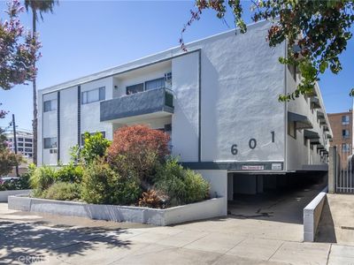 601 E Angeleno Ave