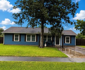 Property at 206 Mattson St, West Columbia, TX