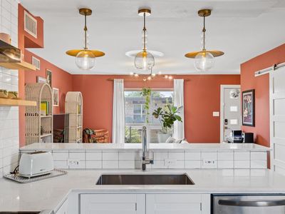 8605 Putnam Dr APT 202