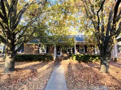 2306 Charles Boulevard