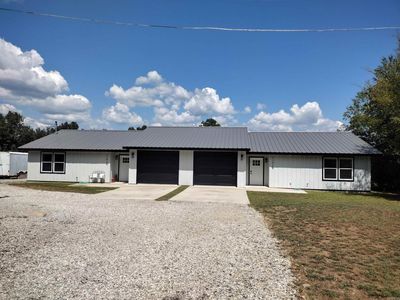 1192 Alamo Dr