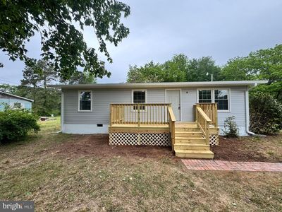 Property at 726 Courthouse Dr, Saluda, VA