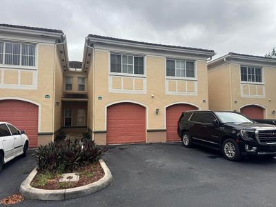 2490 Centergate Drive #105
