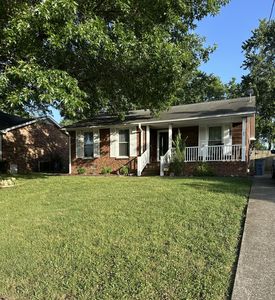 103 Glen Oak Ct W