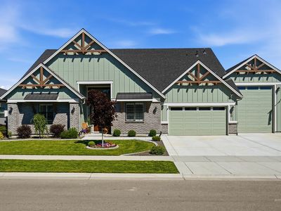 239 S Eagles Roost Way