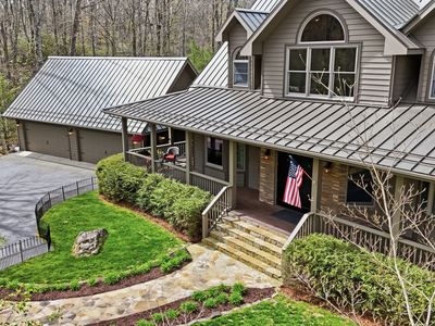 110 View Road