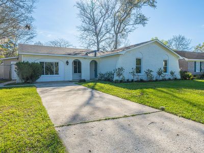 5819 Saint Angela Dr