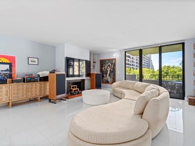 161 Crandon Blvd APT 419