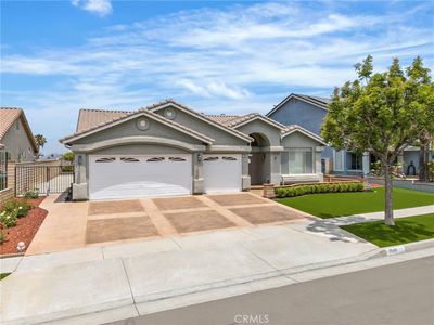1049 Salem Dr
