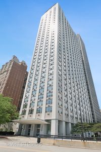 1550 N Lake Shore Dr APT 2E