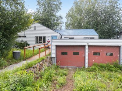 405 Baranof Ave
