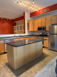 2650 University Ave W APT 101