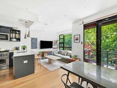 149 Clifton Pl APT 3