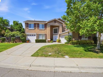 1315 Oak Crest Way
