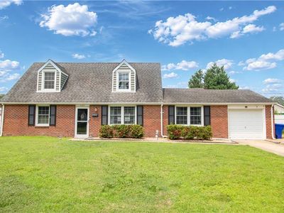 409 Elmont Rd