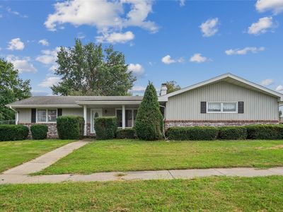 1406 W Grandview Dr