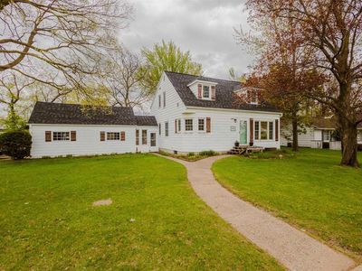 360 1ST STREET