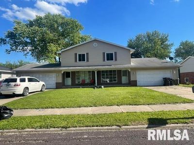 Property at 1402-1404 W Daytona Dr, Peoria, IL