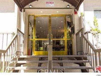 10747 Wilshire Blvd APT 904