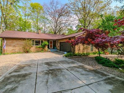 6811 Drexel Dr