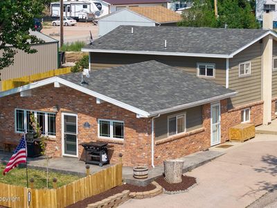 Property at 413 N Yellowstone Ave, Moorcroft, WY