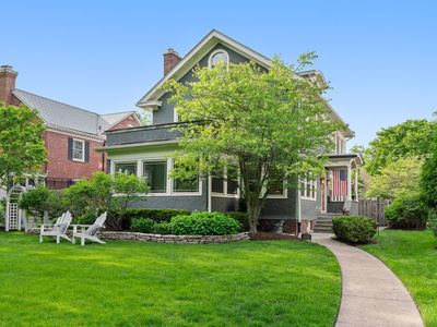 1132 Ashland Ave