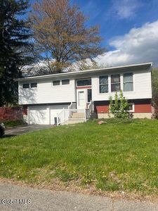 12 Vincent Avenue