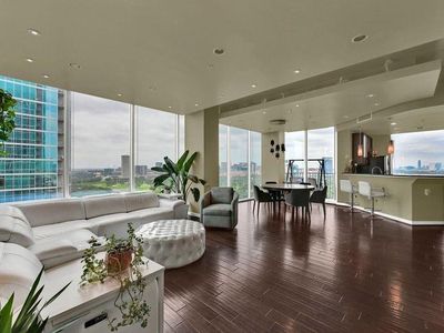 5925 Almeda Rd UNIT 12018