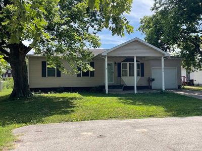 Property at 44 Sunset Dr, Beardstown, IL