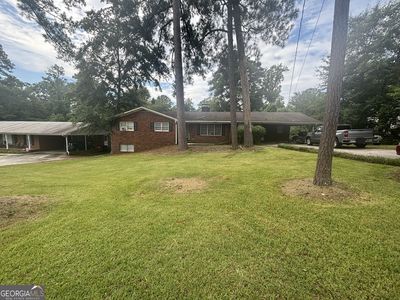Property at 2986 Crestline Dr, Macon, GA