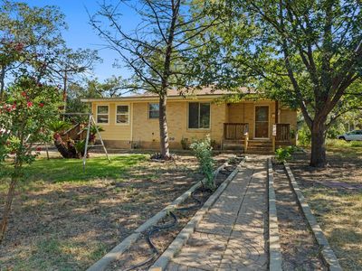 1310 Harriet Ct