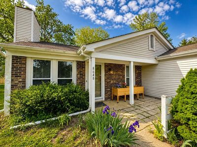 Property at 8648 Seabright Dr, Powell, OH
