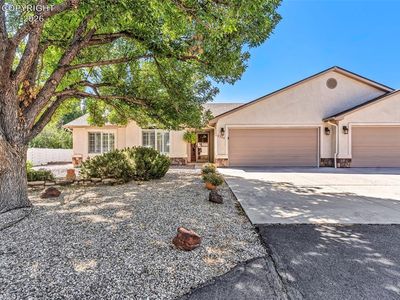 320 Antero Dr