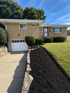 1502 Whitewood Dr