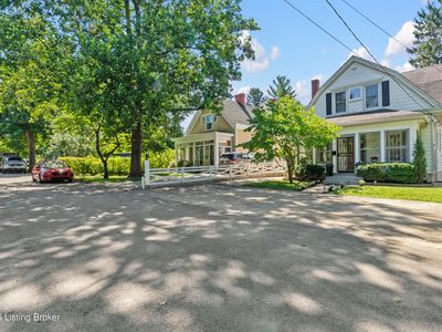2716 Victor Pl