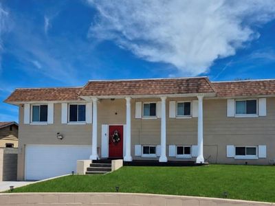 6569 Benham Ct