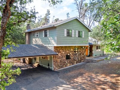 9057 Simmons Rd