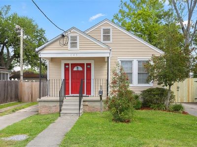 645 Saint George Ave