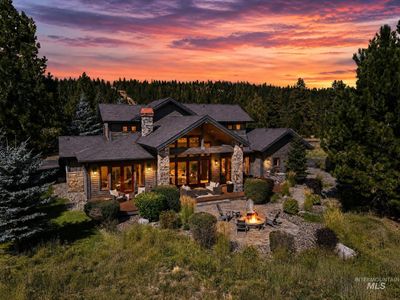 325 Whitetail Dr