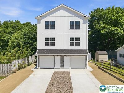 451 S Walnut St