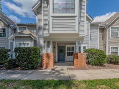 102 Stratford Dr APT B