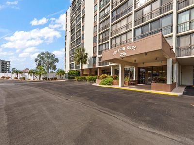 255 Dolphin Point #508