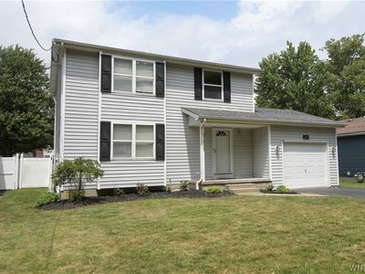 329 Summit Blvd